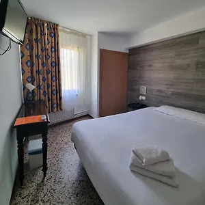 https://els-cims.andorra-la-vella-hotels.net